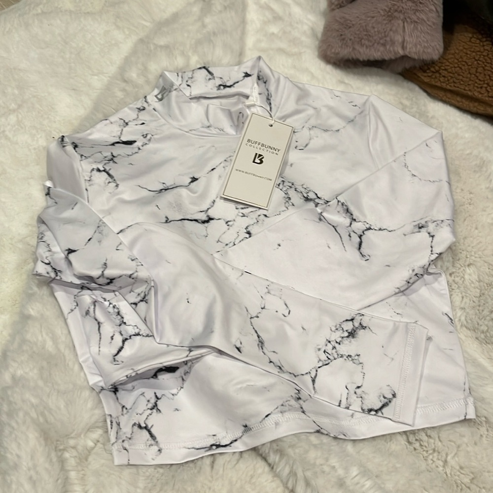 Buffbunny white marble long sleeve crop top